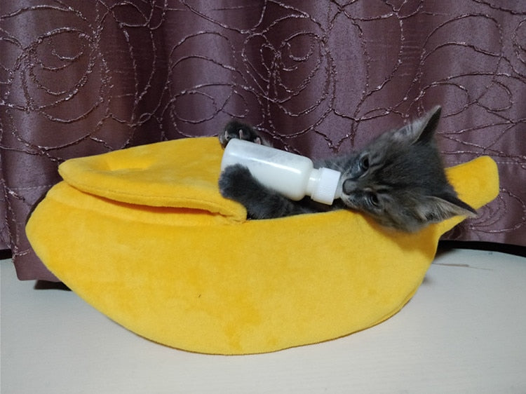 Banana Pet Bed