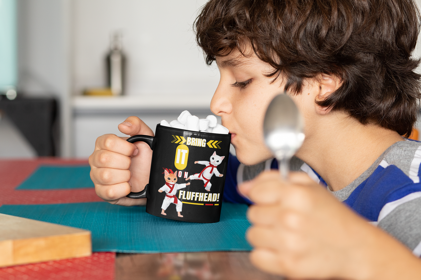 Glossy "Fluffheads" Mug in Black