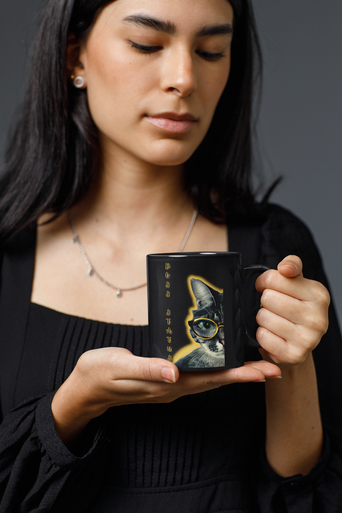 Glossy "Boss Status" Mug in Black