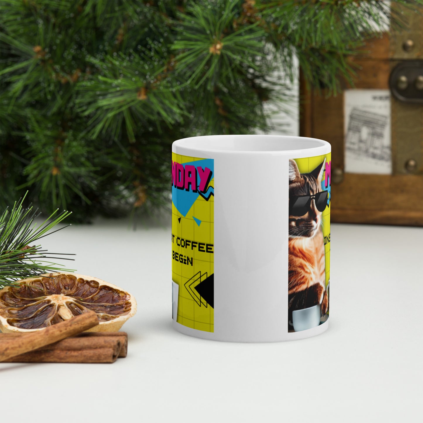 Glossy "Monday Fix" Mug in White